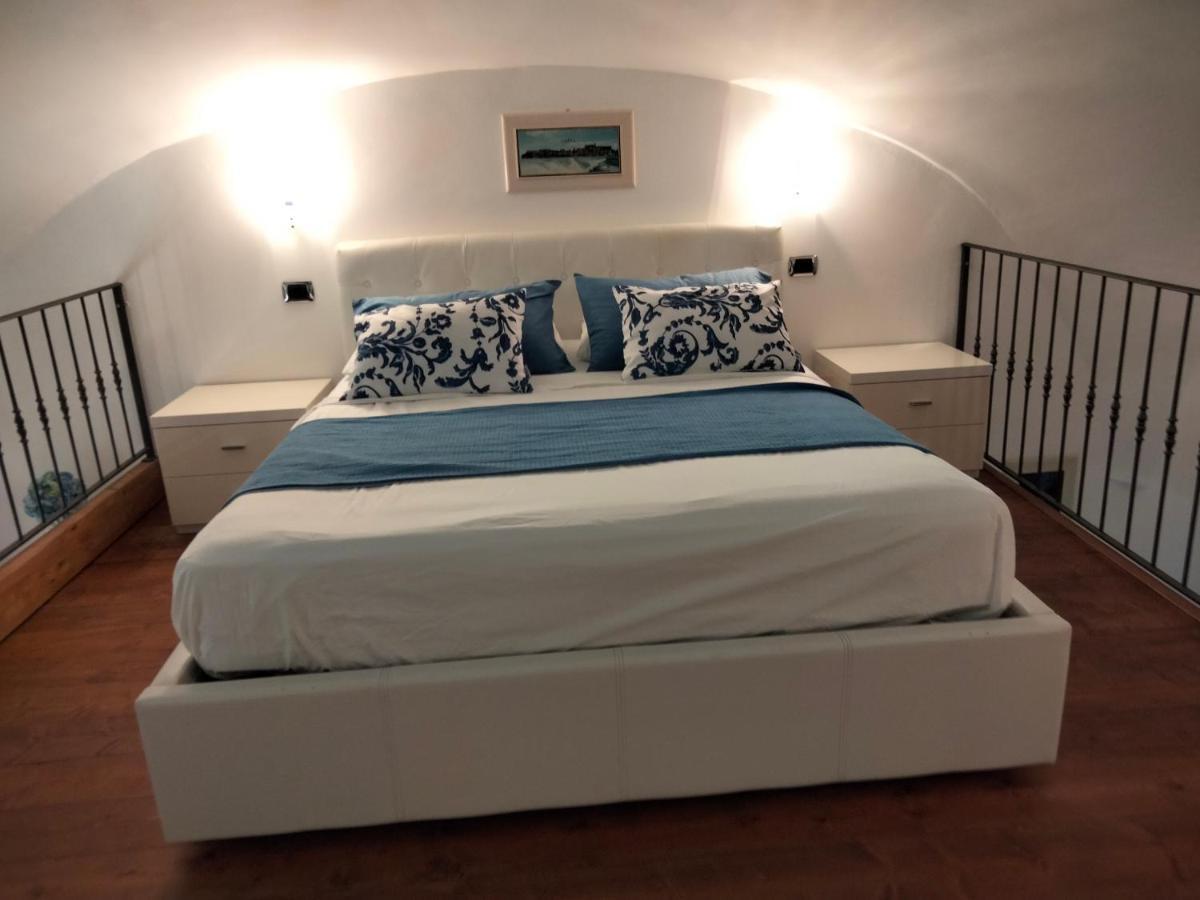 L'Ancorotto Azzurro Apartment Gaeta Bagian luar foto