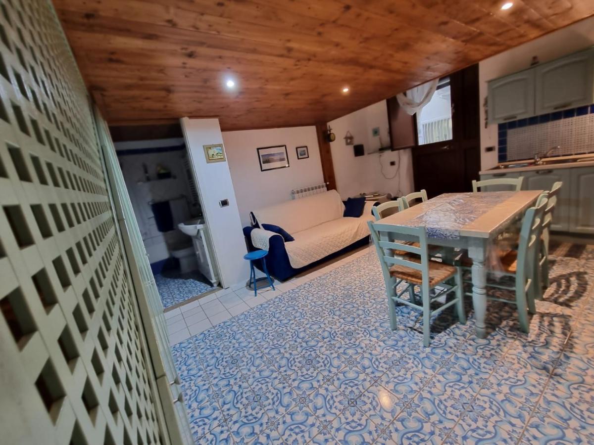 L'Ancorotto Azzurro Apartment Gaeta Bagian luar foto